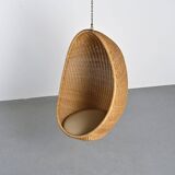 Hanging chair called "Egg" by Nanna Ditzel, design 1959