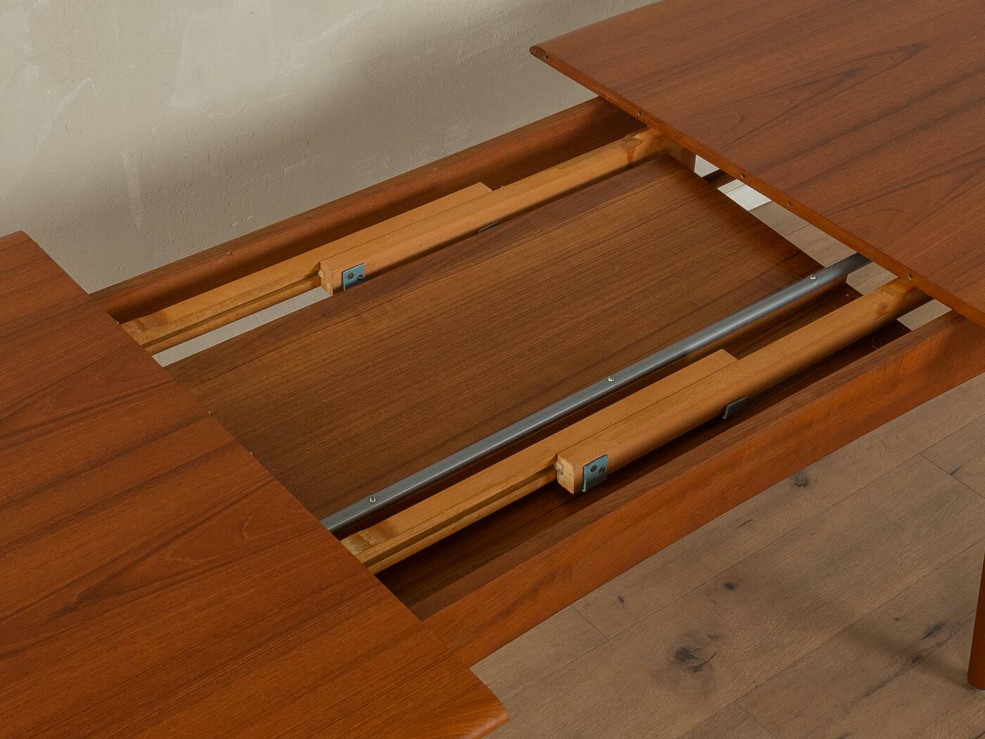 1960s butterfly dining table, Svend Aage Madsen