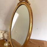 Miroir ovale sur pied du XIXe siècle