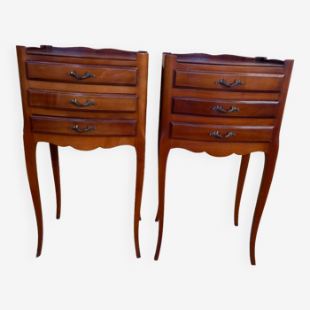 Set of 2 cherry bedside tables