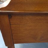 Bureau plat avec rebord