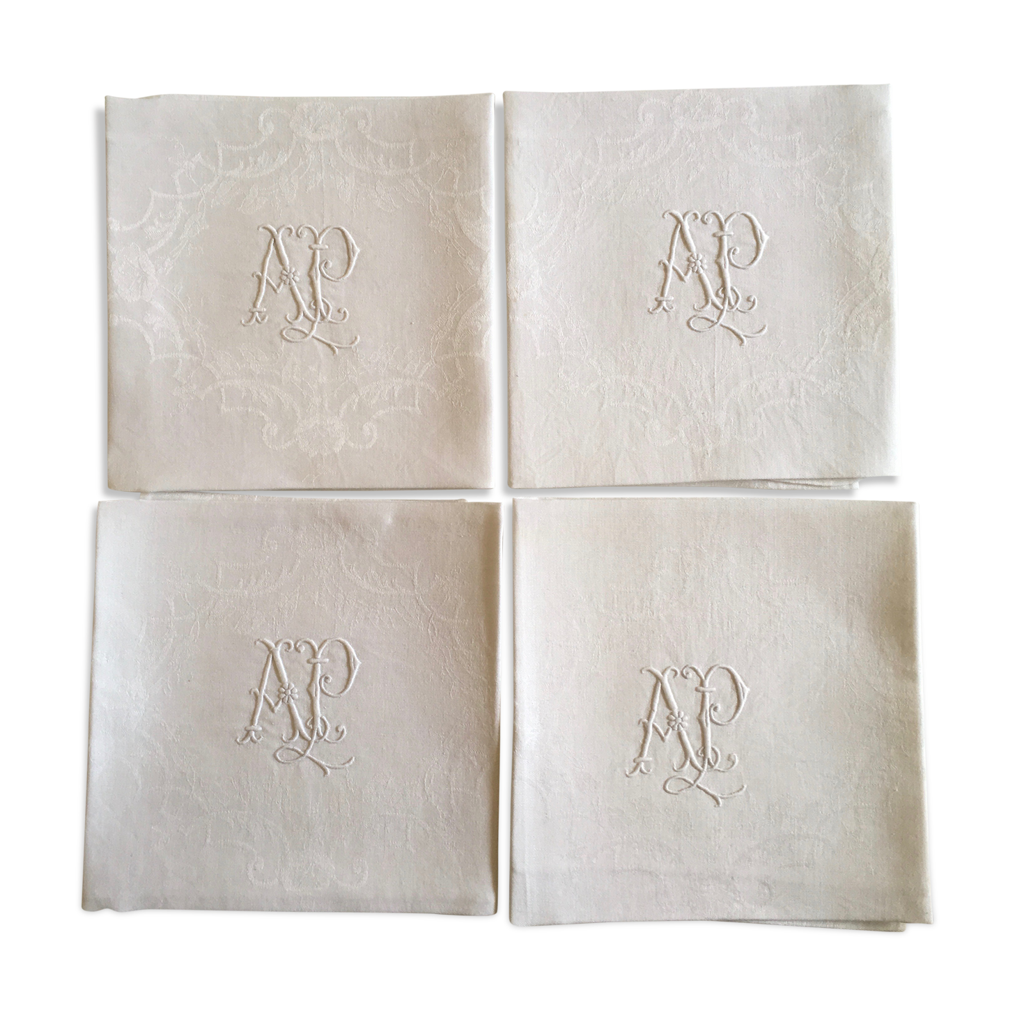 Set of 4 damask monogrammed linen towels ap