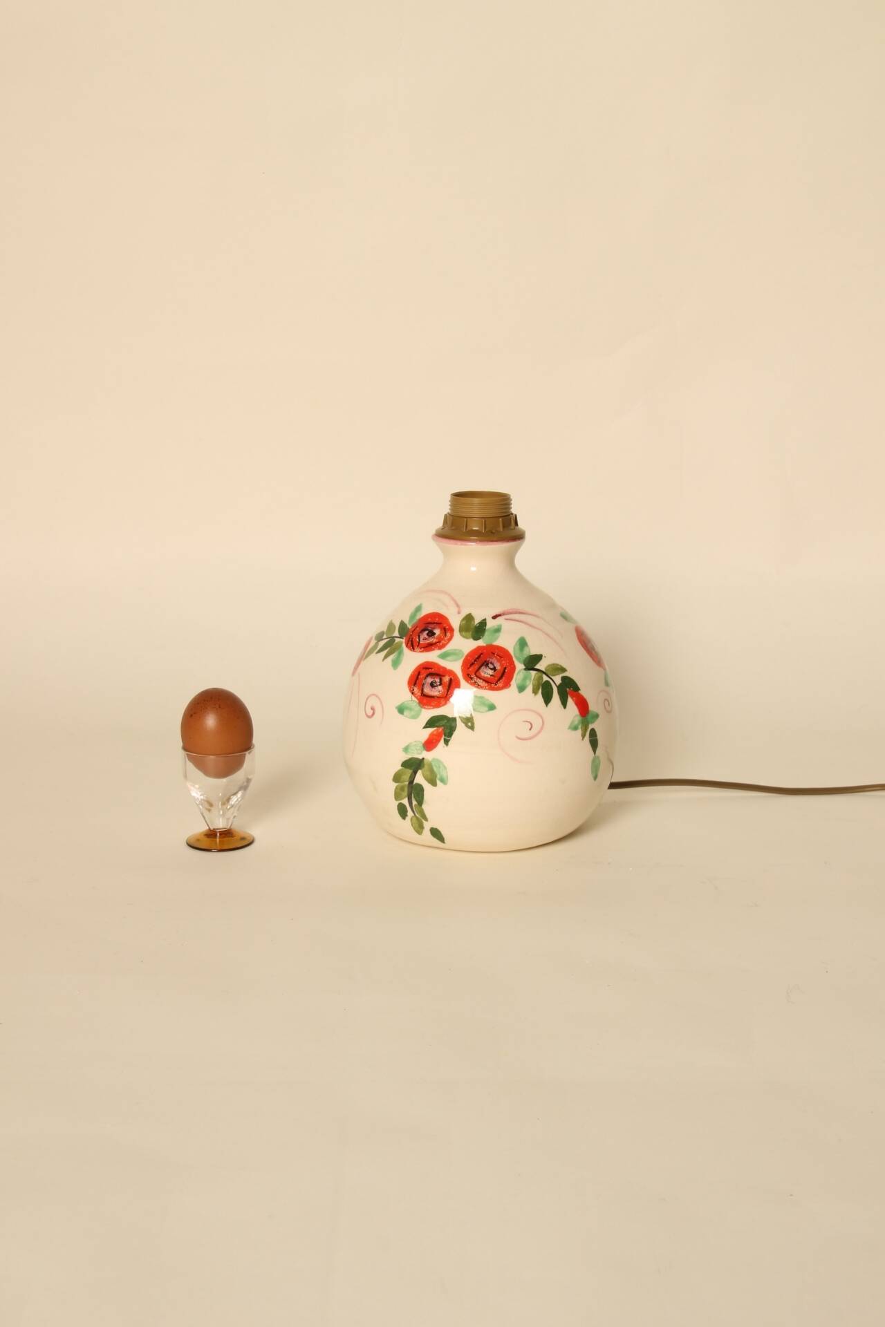 Ceramic lamp base with floral patterns