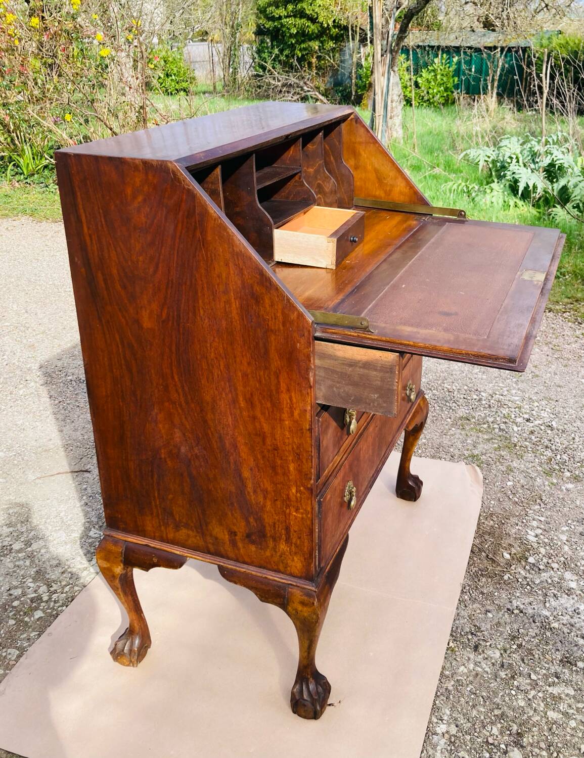 Sloping desk or writing desk, early 20th century, Made in England