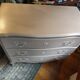 Commode rechampie couleur taupe