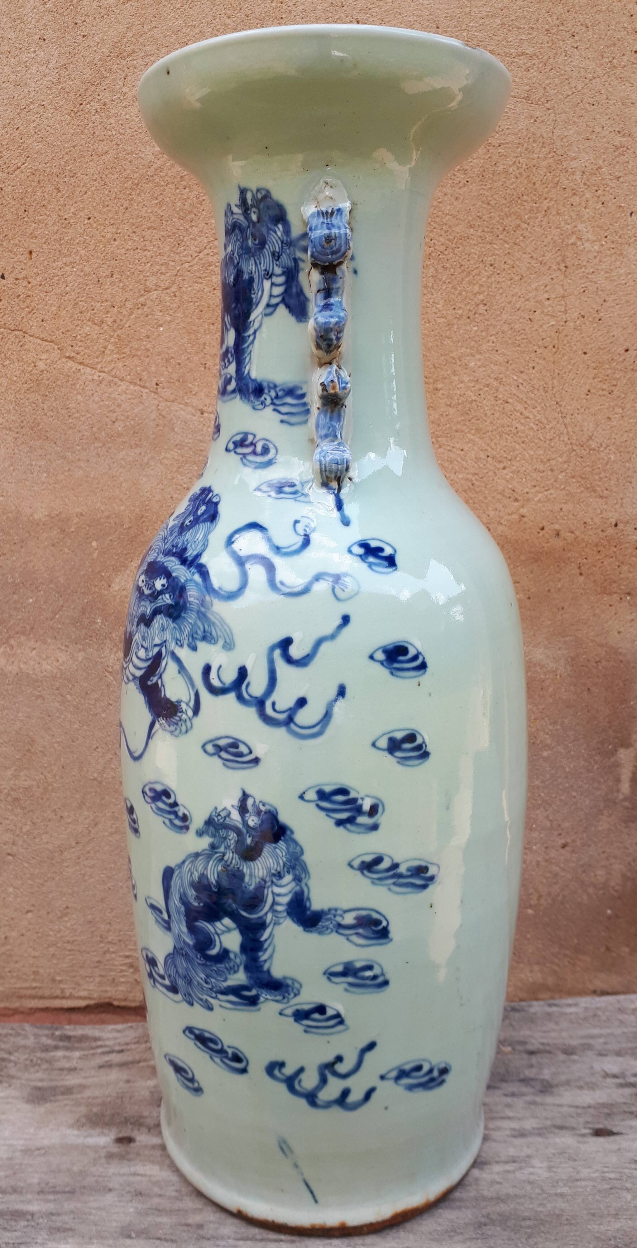 Large Chinese Celadon Vase with Shishi Decor, 19th Century China