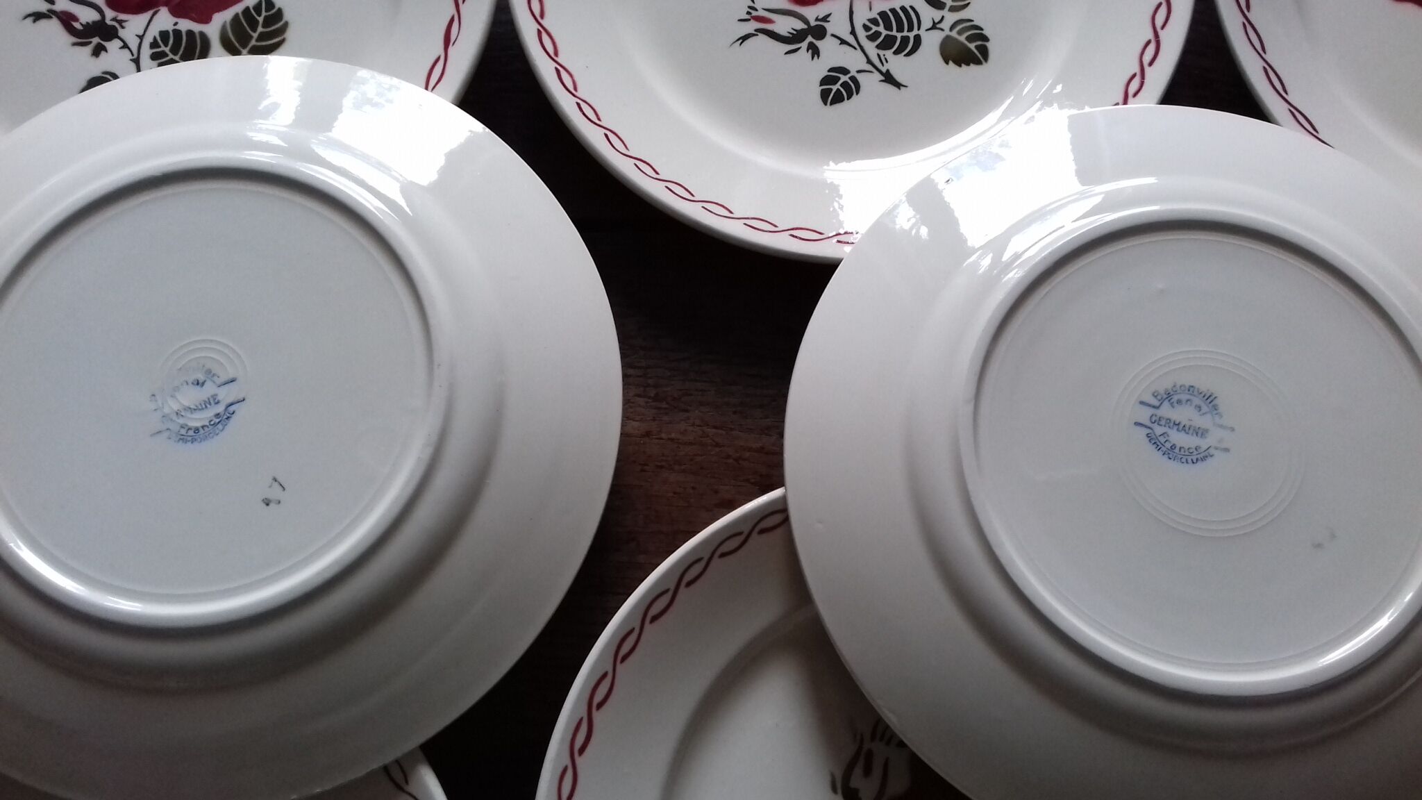 Lot 9 plates Badonviller germaine rose 1940