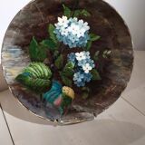 Large round-shaped dish