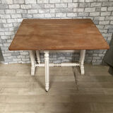 Folding shutter table
