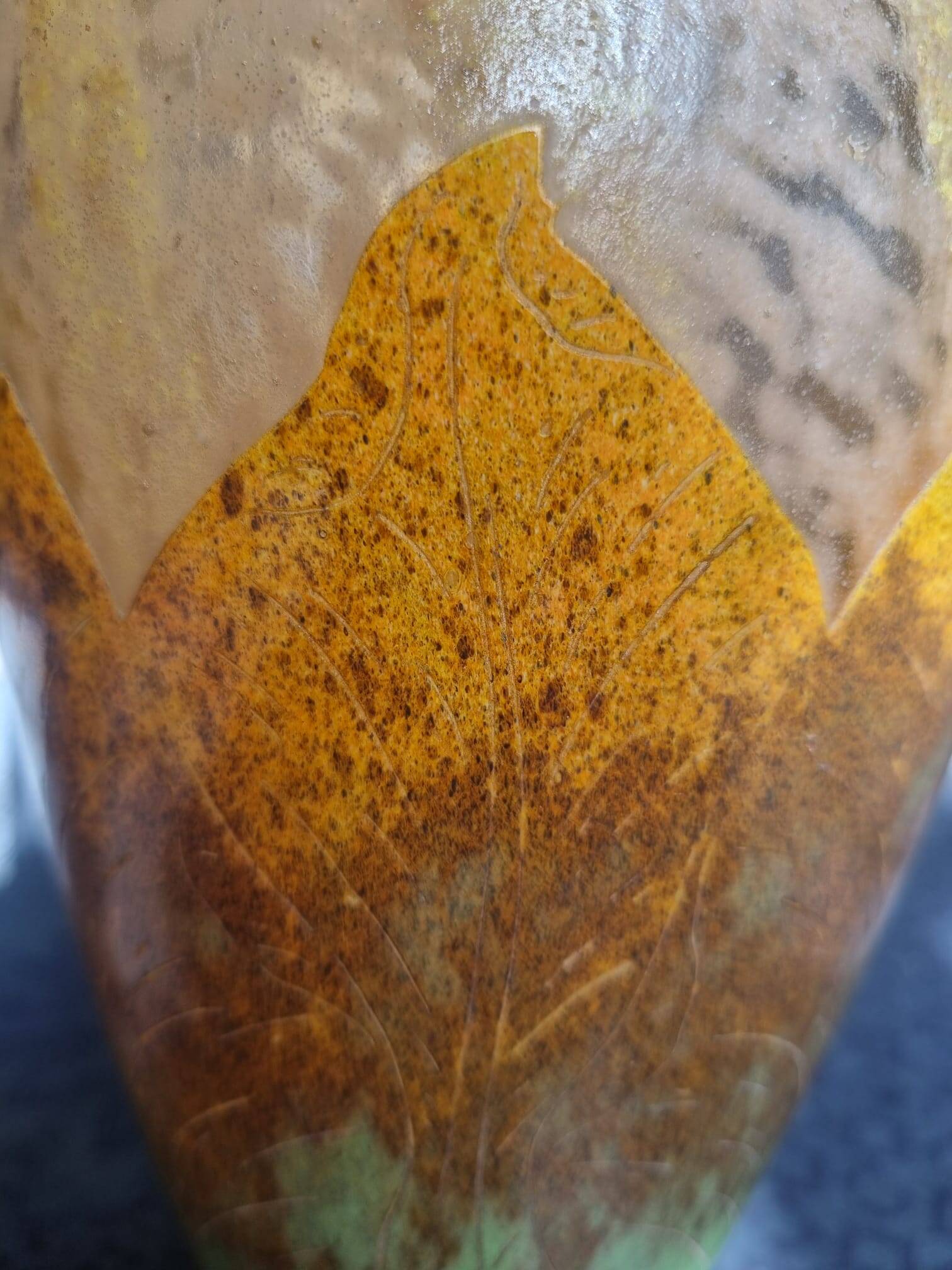 Charles Schneider - Vase "Sorrel Leaves" - signed with berlingot - 1920