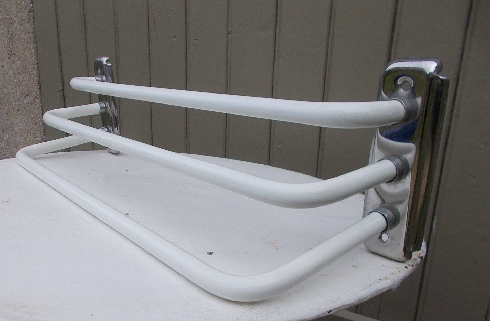 Art Deco wall-mounted towel rack