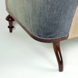 Unique Biedermeier sofa in original fabric and walnut veneer, Vienna, Austria circa 1825