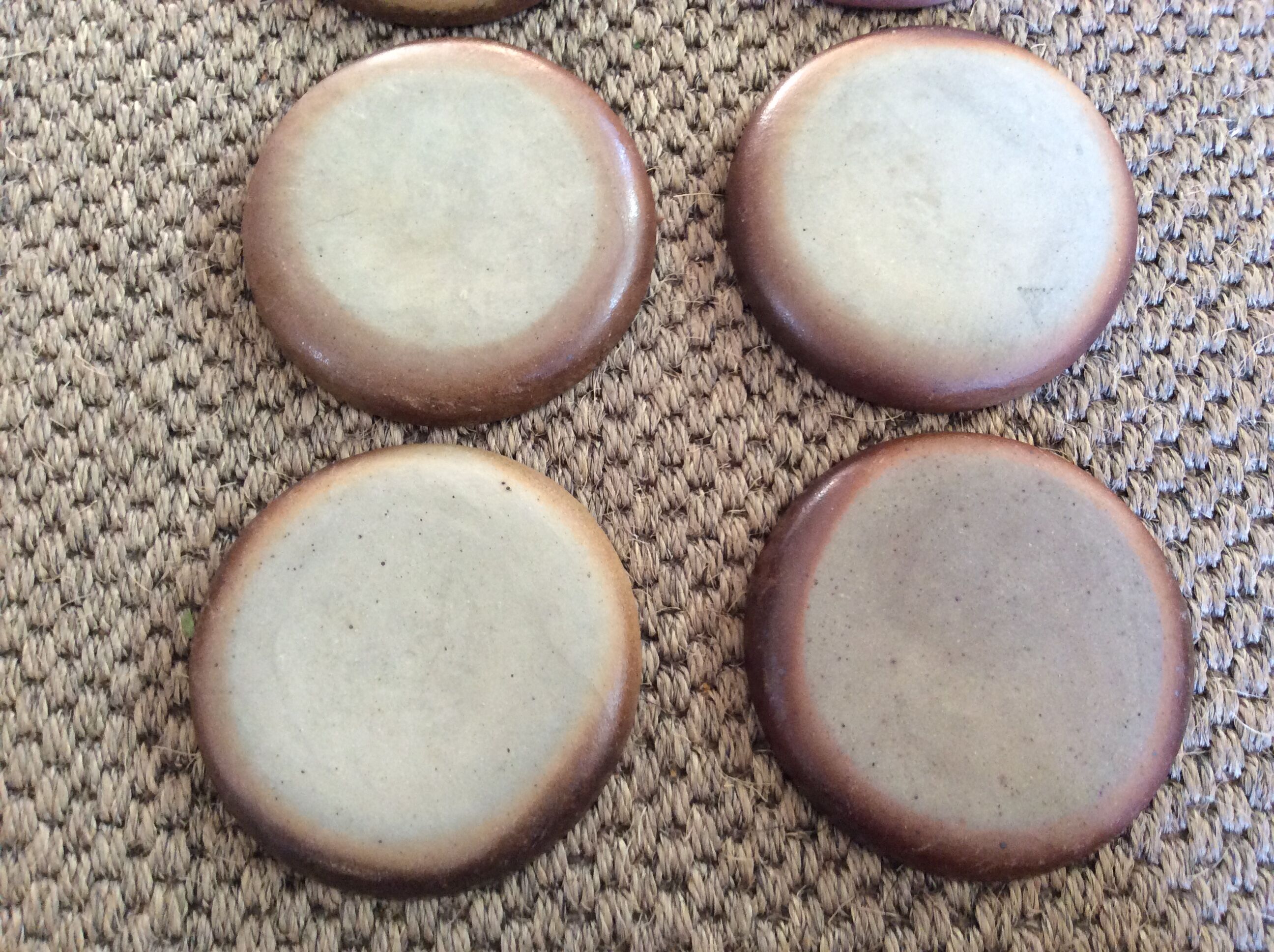 Series of 6 sandstone plates