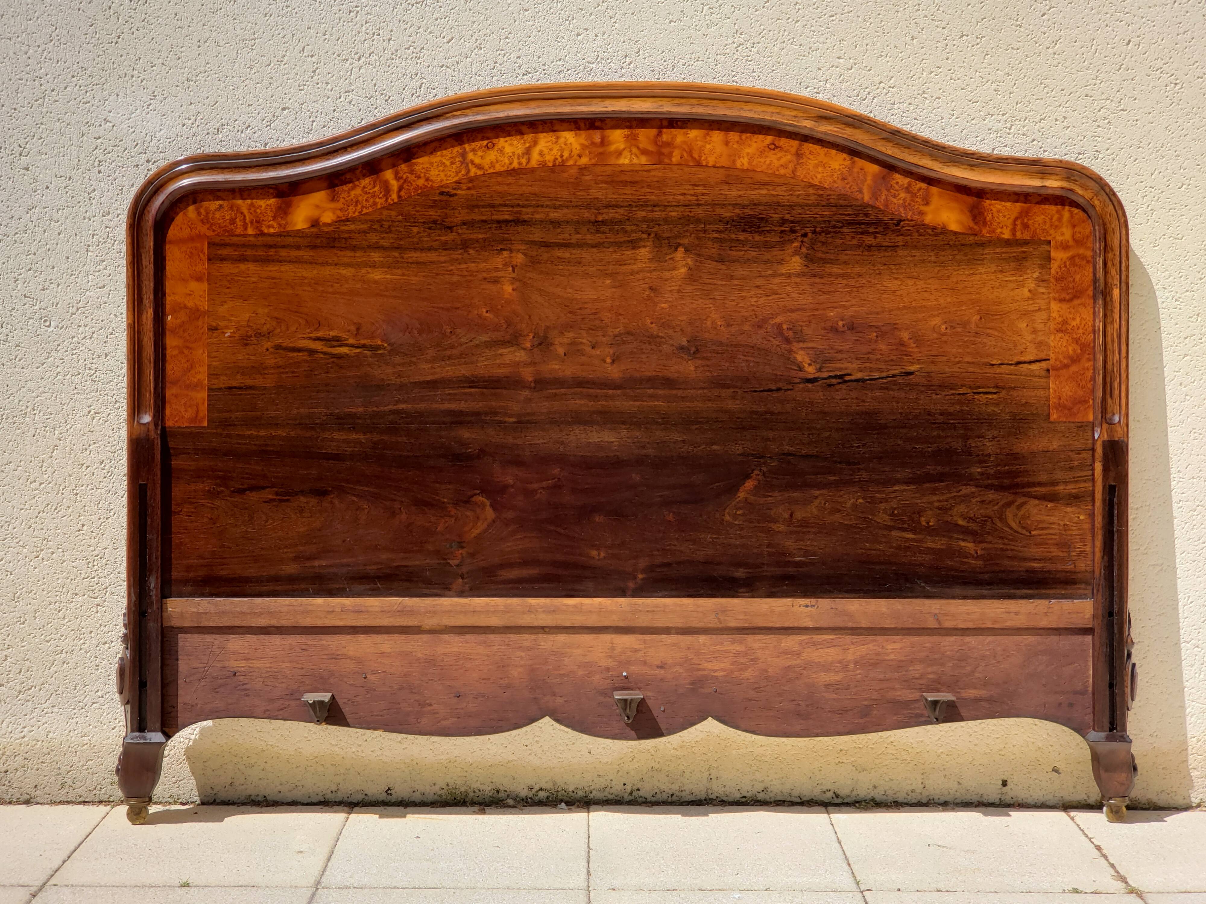 Bed in solid walnut and very old walnut burl