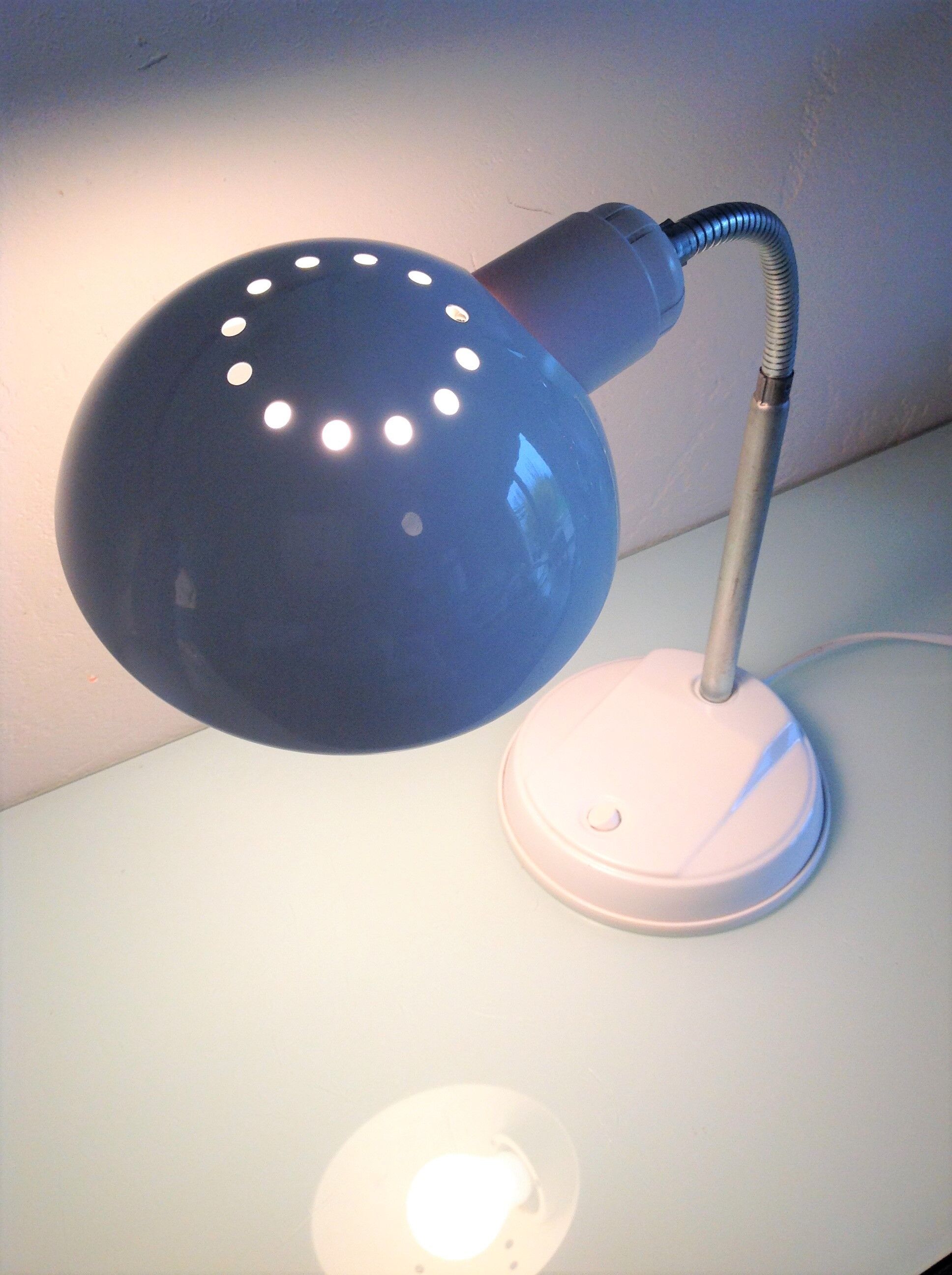 Lampe de bureau en métal blanc vintage années 70/80