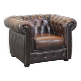 English Chesterfield armchair in sheepskin