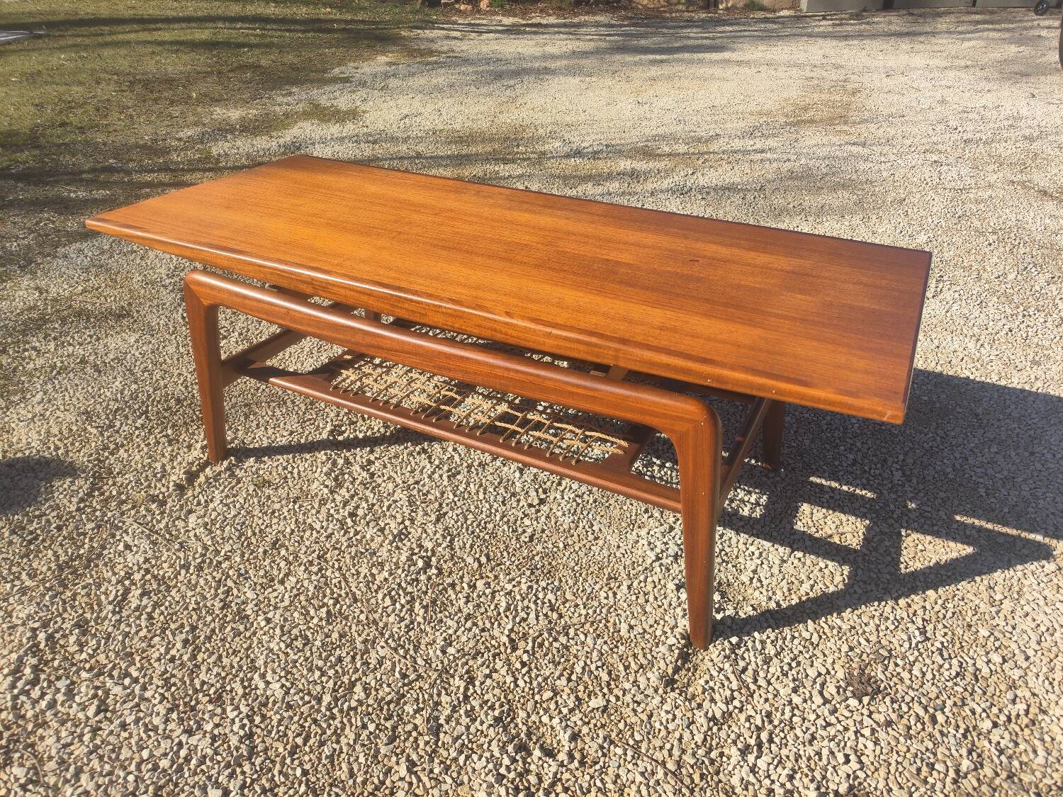 Table basse scandinave années 60 éditée par SAMCOM