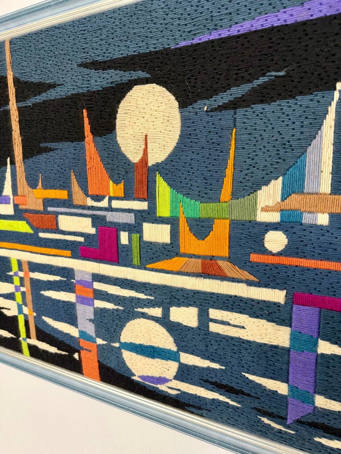 60s canvas design / vintage tapestry colours