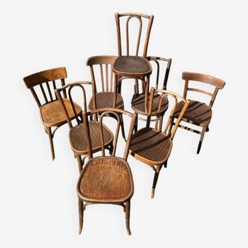 Lot de 8 chaises bistrots dépareillées années 60