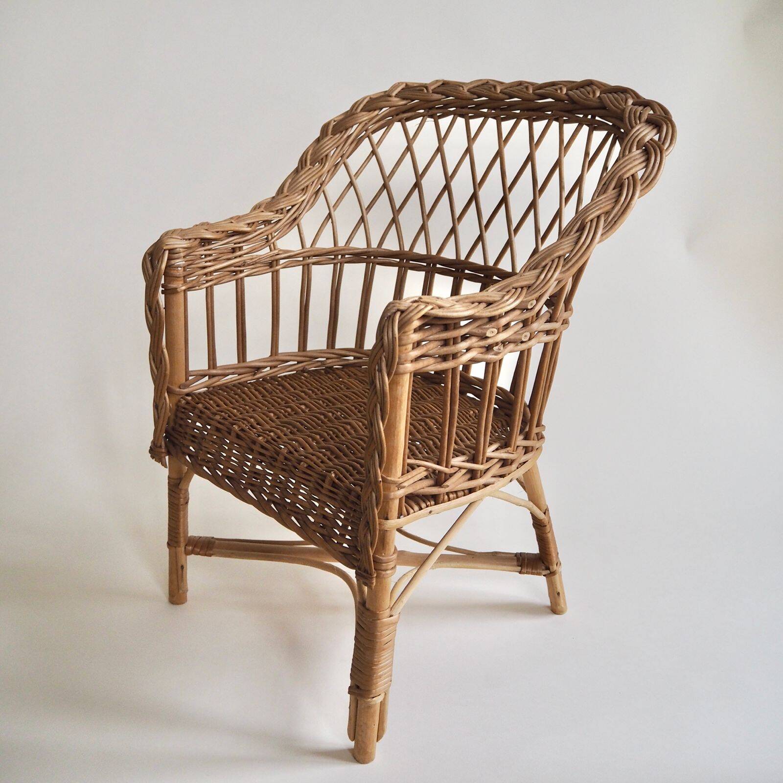 Wicker armchair for children