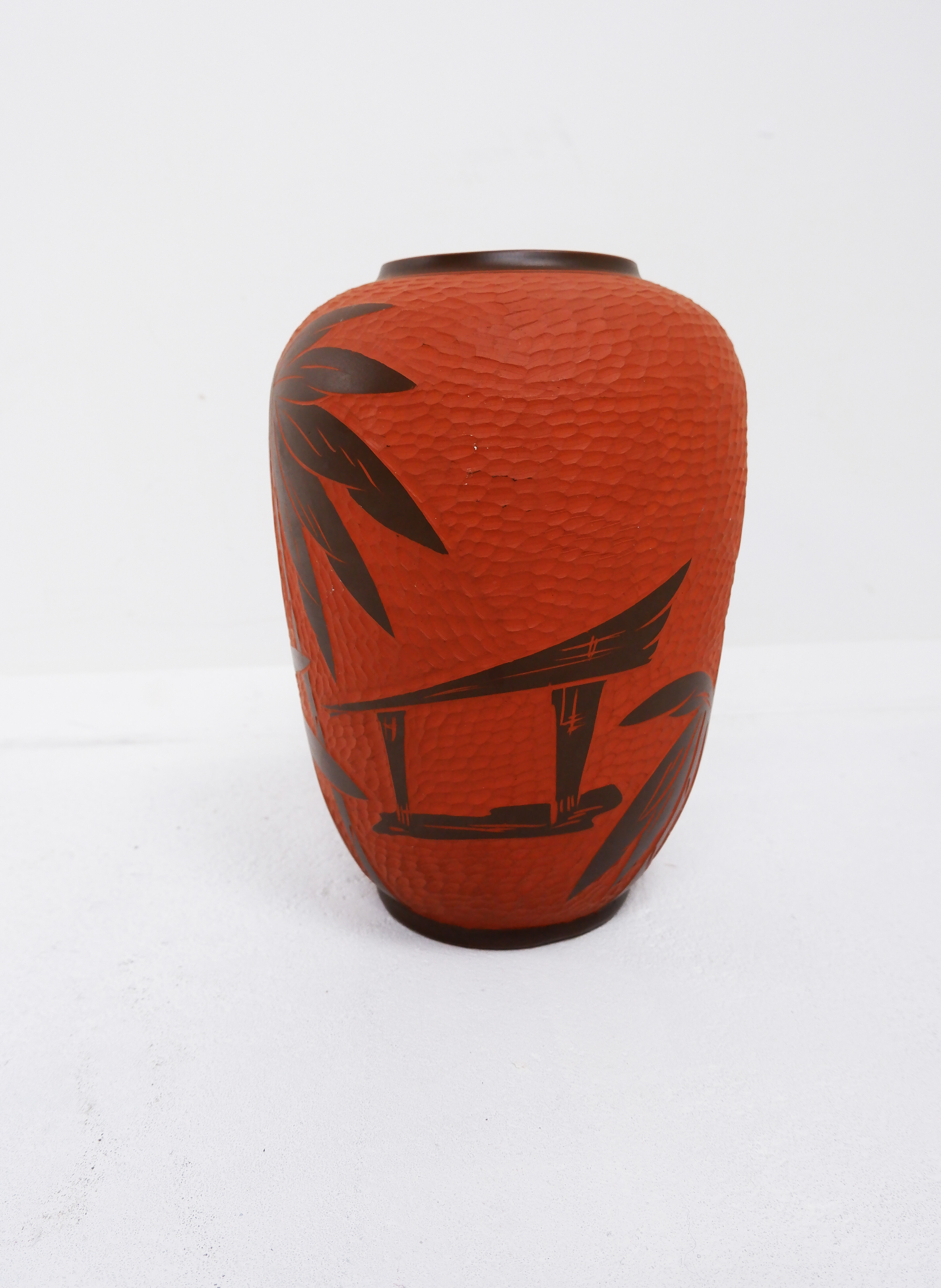 Sawa Sgraffito palm vase