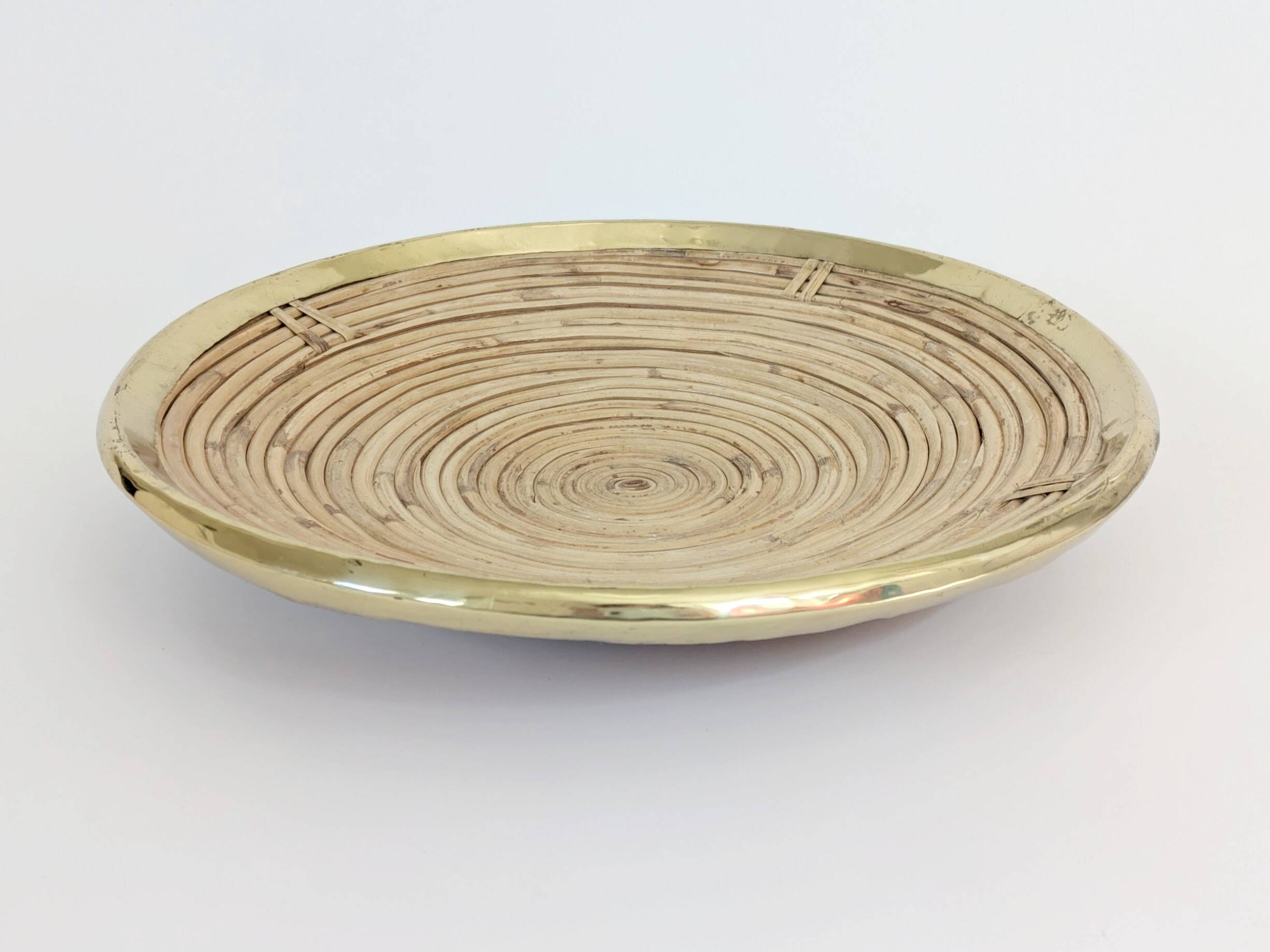 Round rattan and brass bowl, Italy 1970s, Gabriella Crespi style