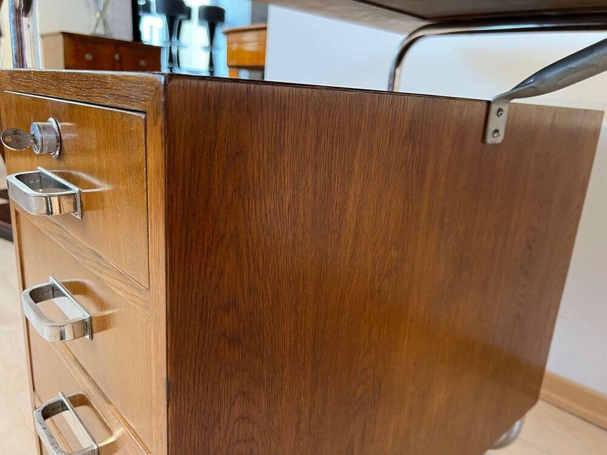 Vintage Bauhaus Oak Veneer Desk from Mücke & Melder, 1940s