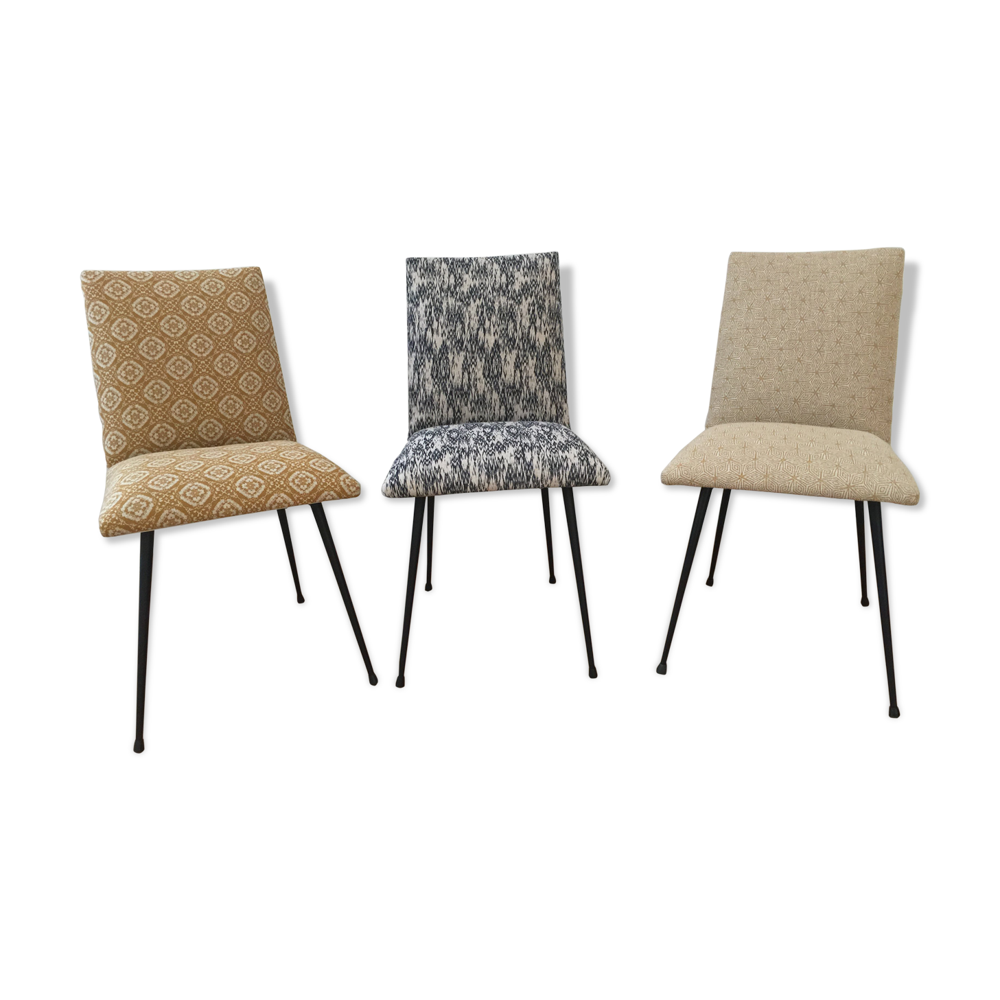Trio of chairs from the years 70 completely renovated