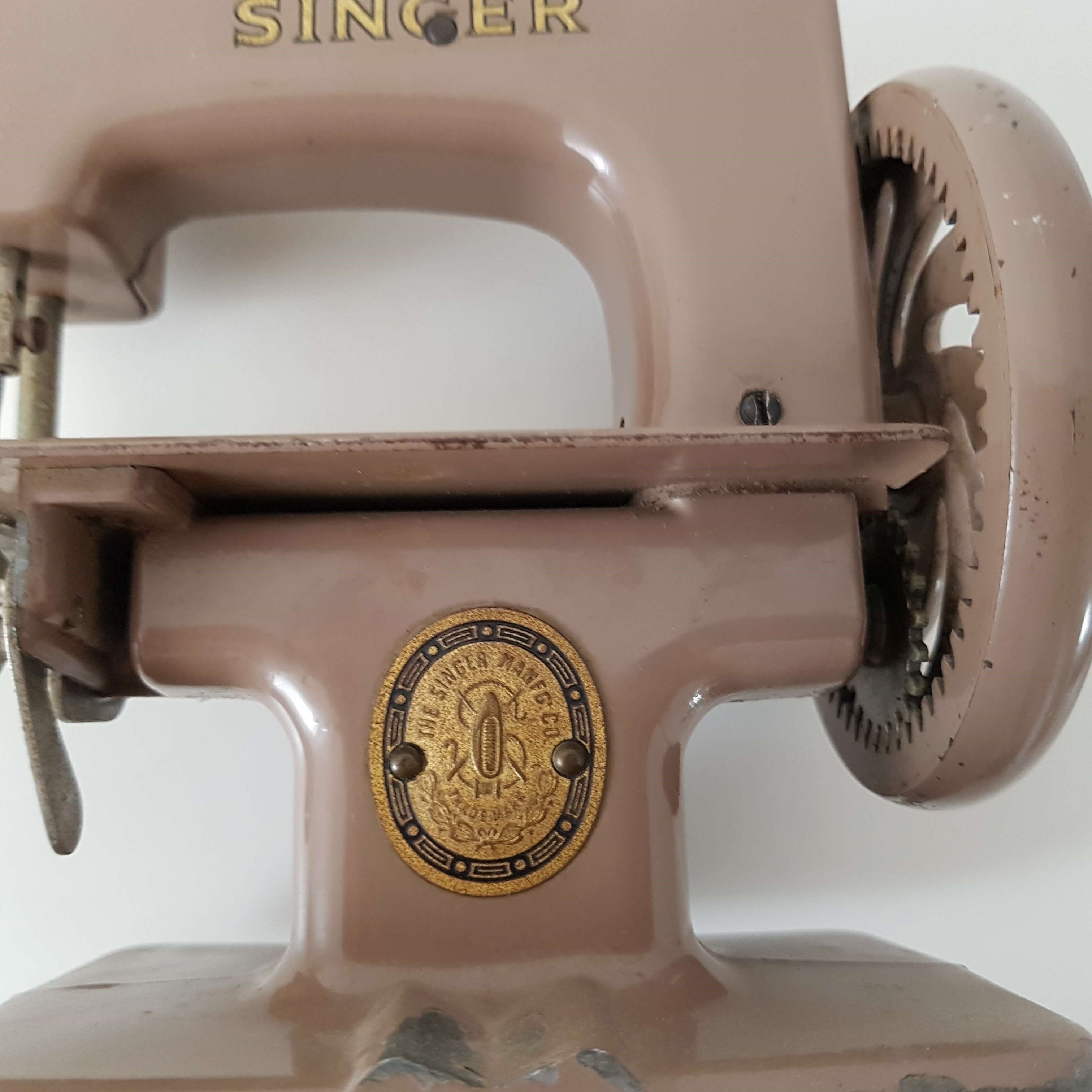 Singer old miniature sewing machine