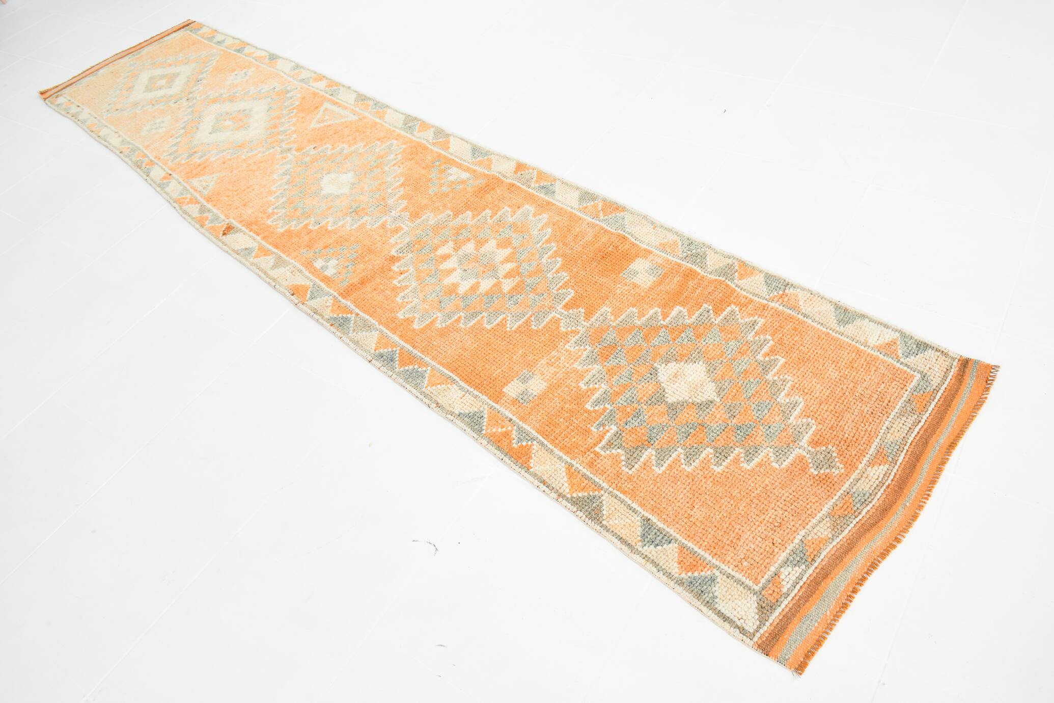 Tapis Kilim Vintage Orange et Beige, Motifs Géométriques Anatoliens