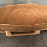 Carved wooden flat-plated - artisanal tribal art African cuisine