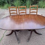Victorian style English oval table
