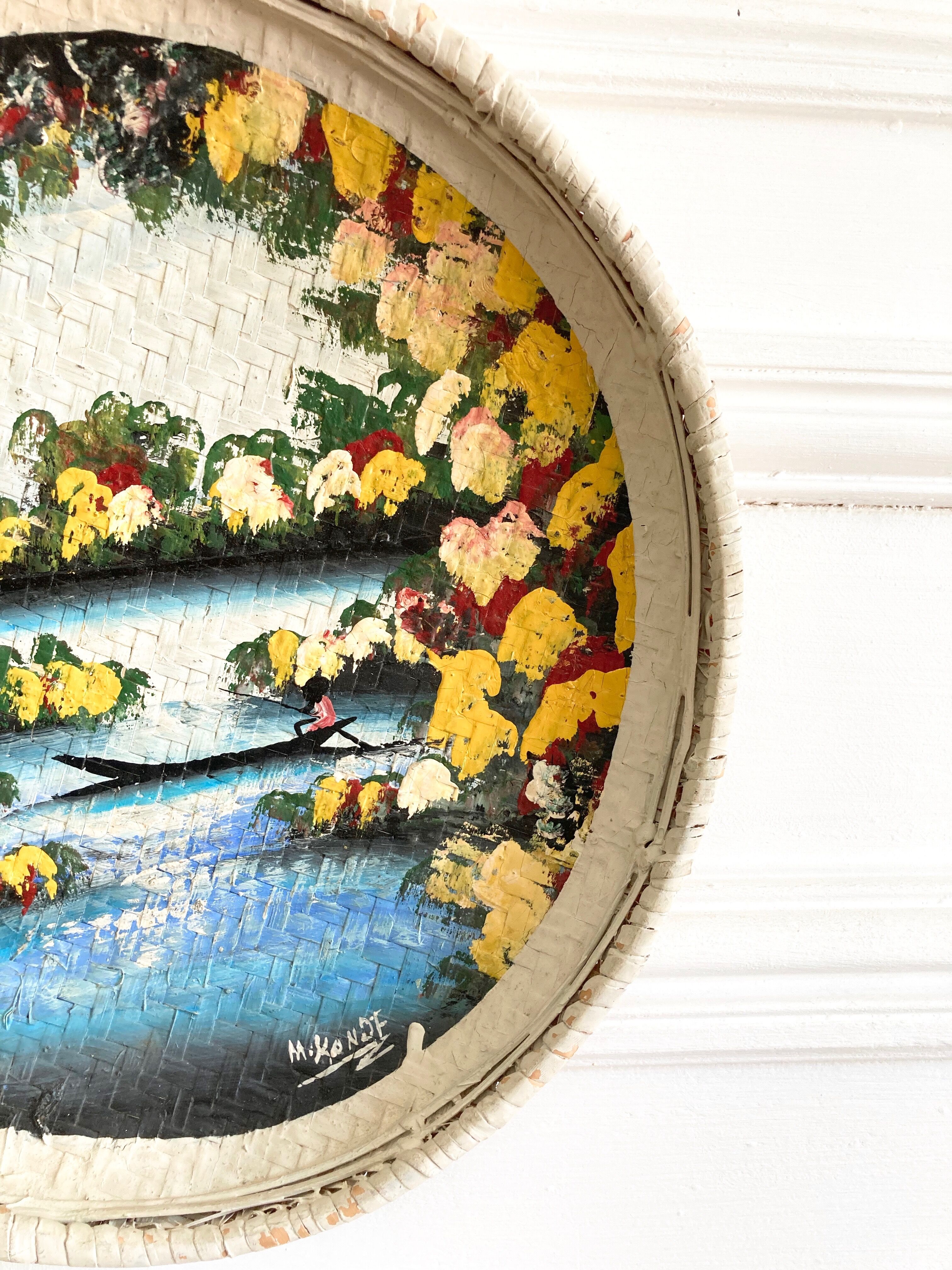 Painted tray basket for wall decoration