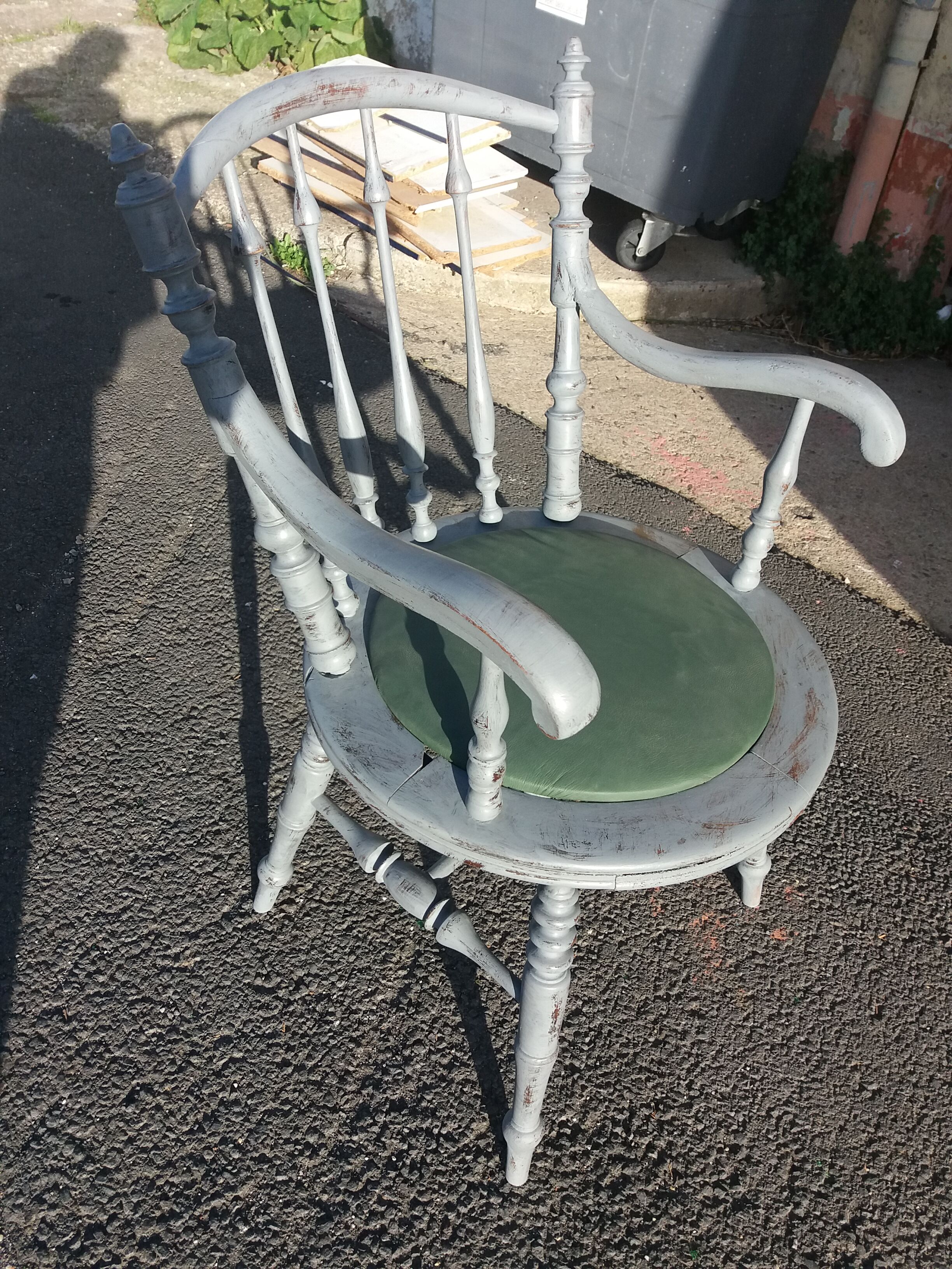 Walnut office chair, circa 1880, French origin