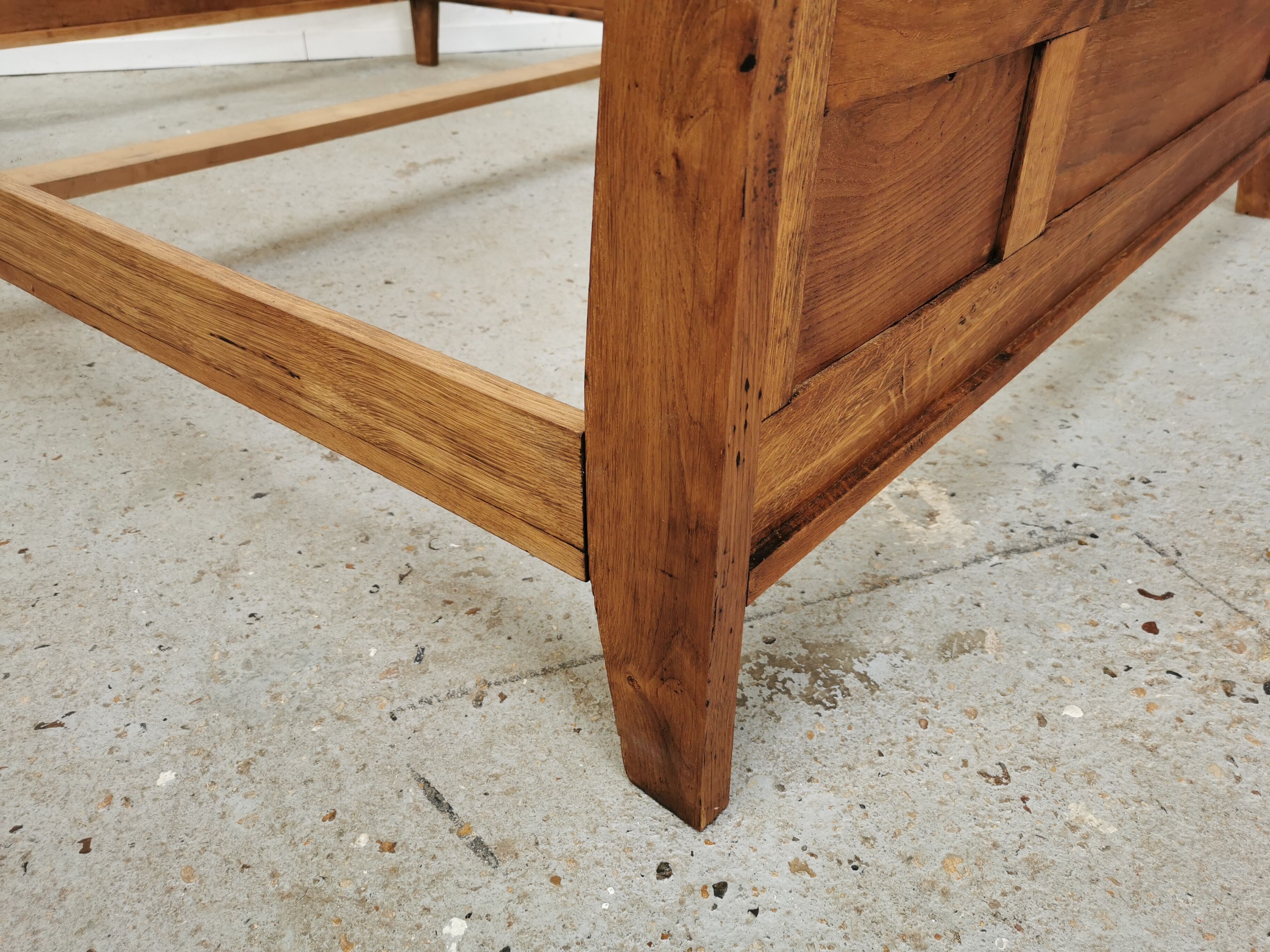 Vintage design bed René Gabriel