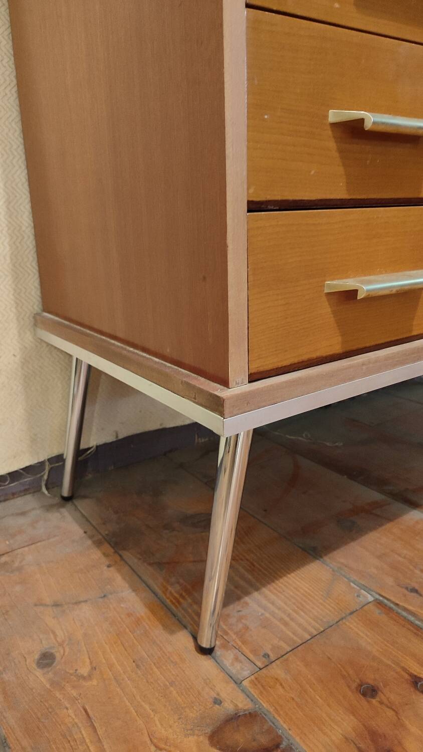 Commode 4 tiroirs années 1960
