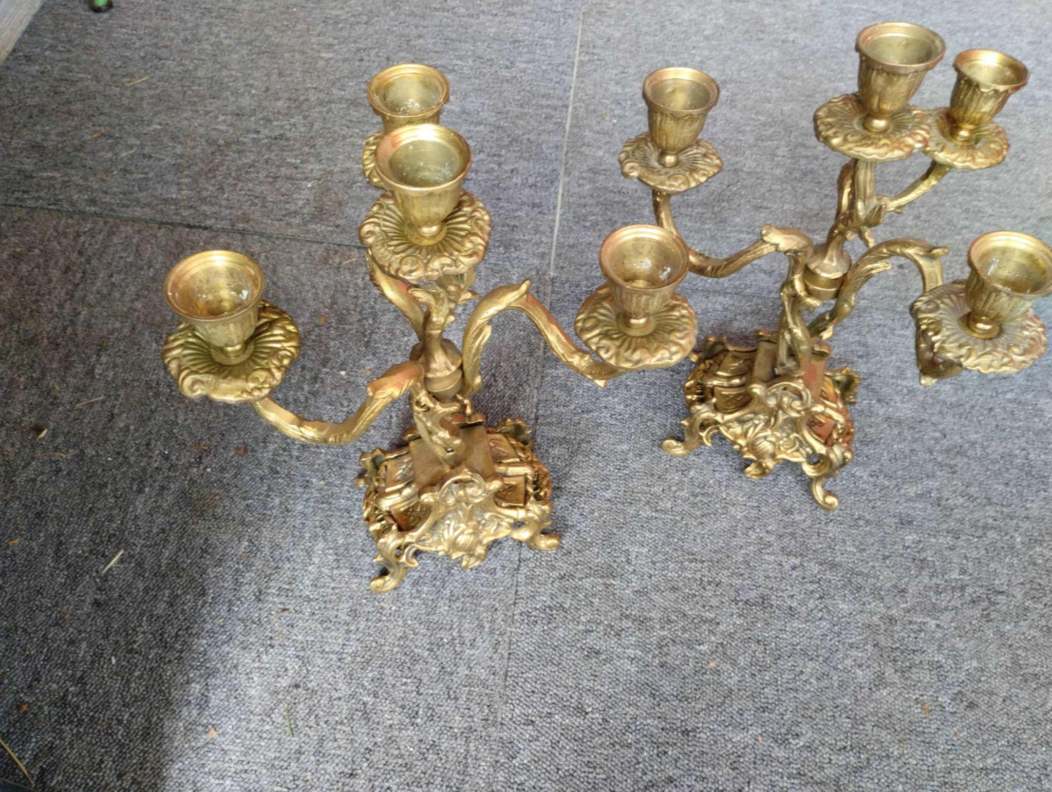 Pair of gilded bronze candelabras in Rocaille style - 4 arms of light