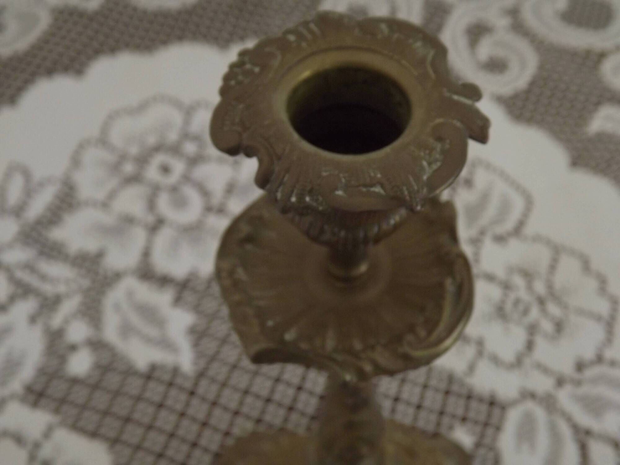 French Vintage Bronze Candlestick With Lovely Acanthus Leaf Detail 5165