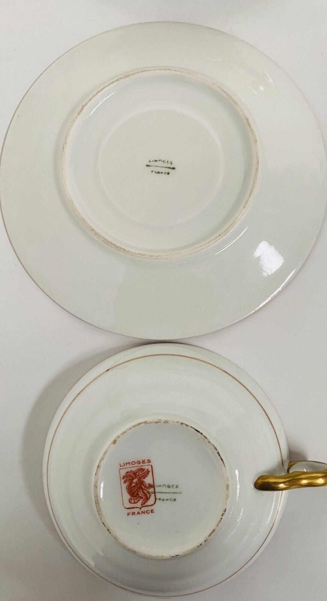 Coffee and tea service comprising 25 pieces in polychrome porcelain. 20th century.