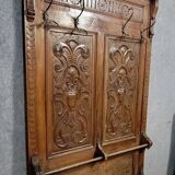 Renaissance style coat rack in carved walnut, 19th century