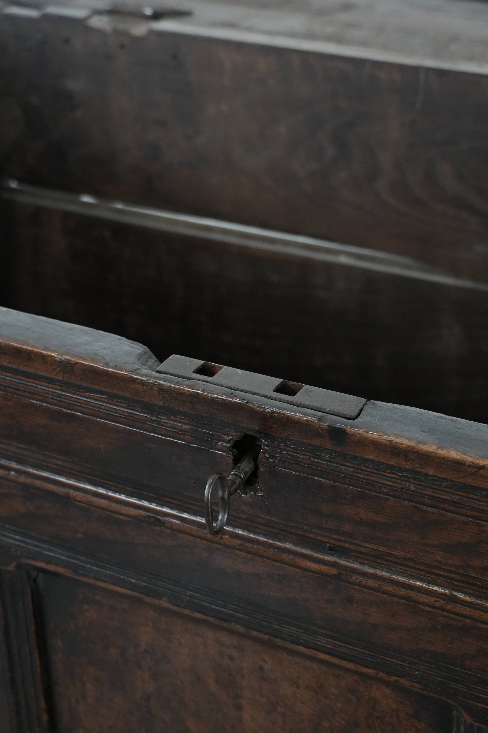 Large antique panelled English oak chest from the 18th century