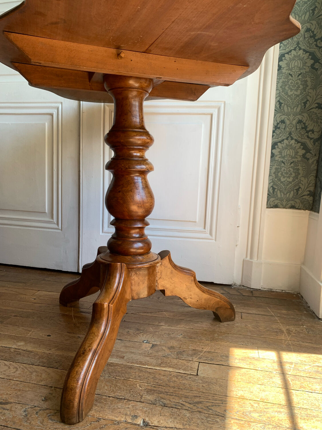 Table violon Louis Philippe