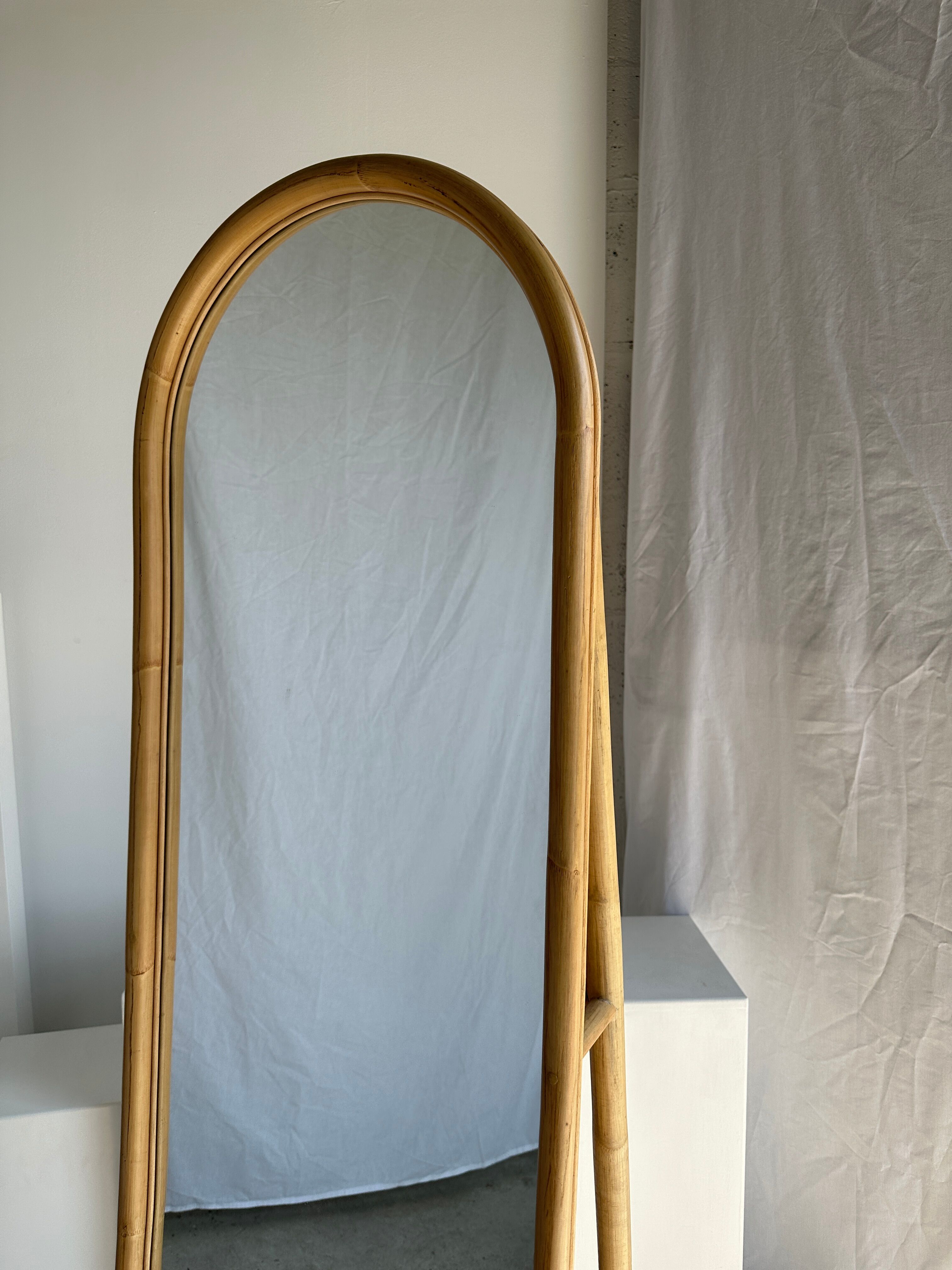 Floor mirror in bamboo and rattan H:1m80