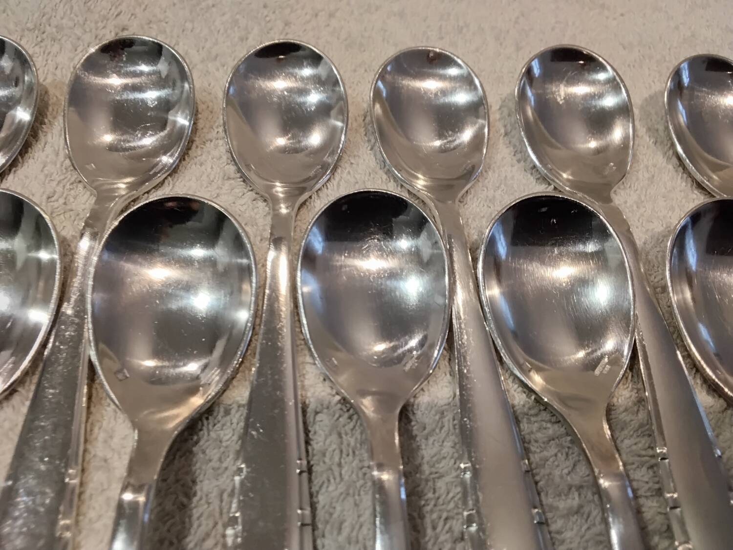 12 silver-plated metal ice cream scoops, silversmith Argental, Art Deco style, 13.3cm