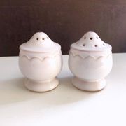 Duo salière poivrier porcelaine vintage