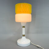 Lampe de table en verre jaune et blanc des années 1970 par Drukov, marquée
