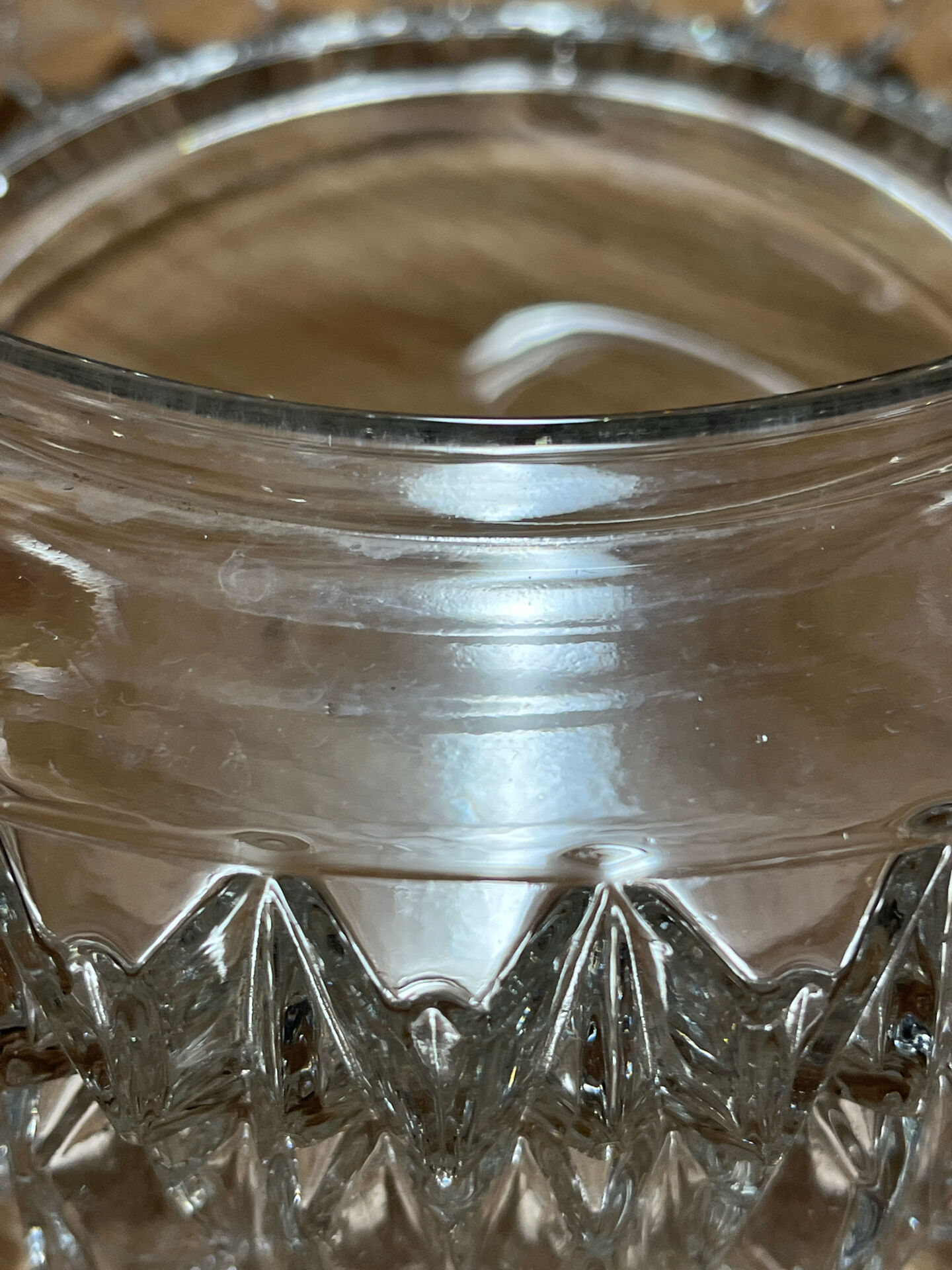 Vintage geometric moulded glass ceiling lampshade 1970 – Empty pot