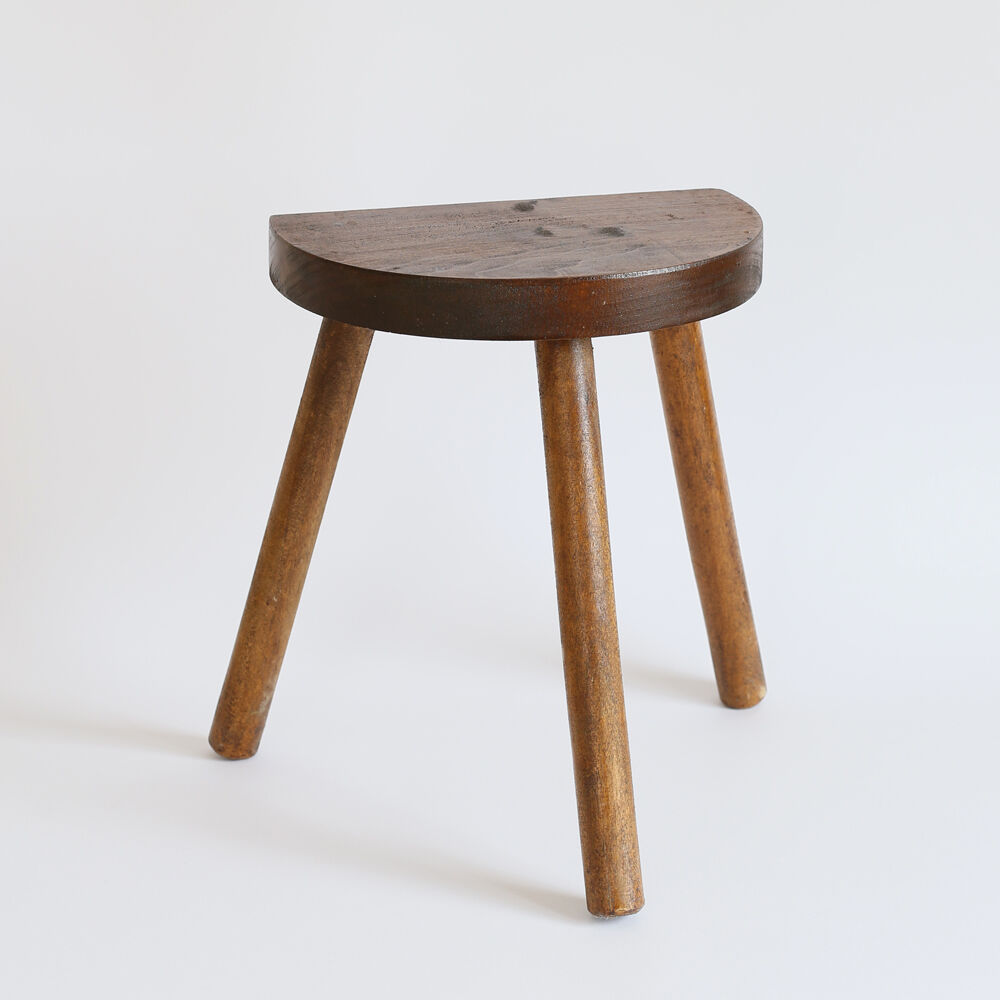 Tripod stool