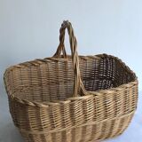 Woven wicker basket