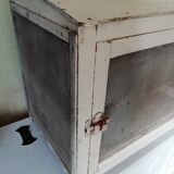 Garde manger ancien